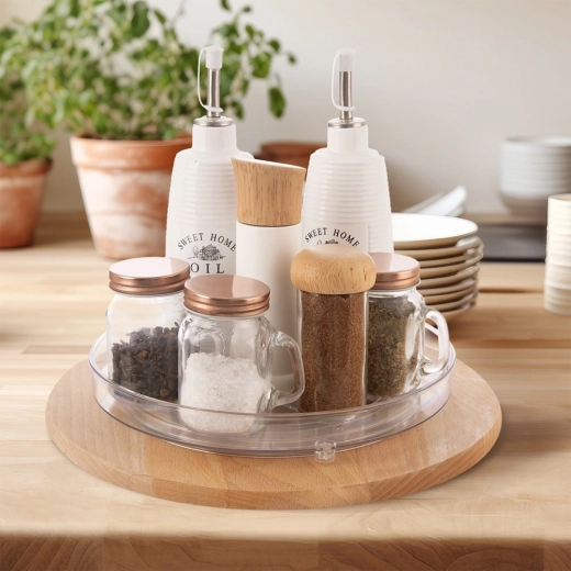 Orden i køkken og spisekammer