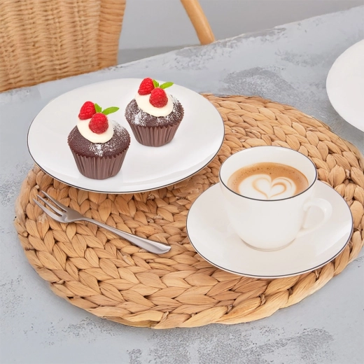 Alsidig til café og hjem