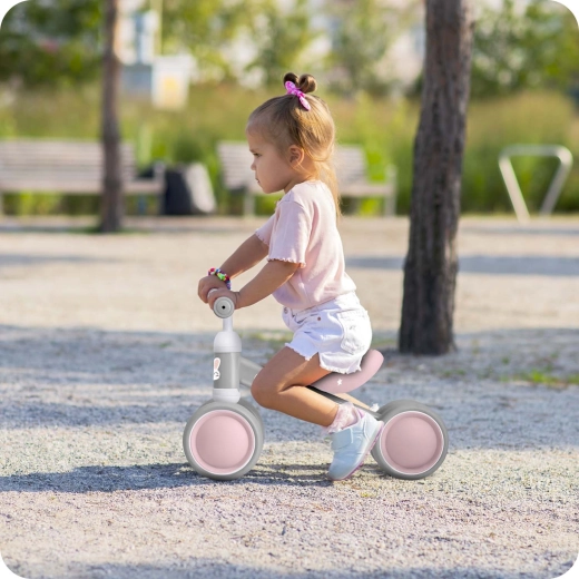 Stabil trehjulet konstruktion til de første skridt