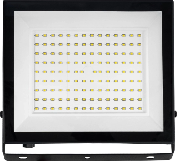 Bred og ensartet dækning 120°