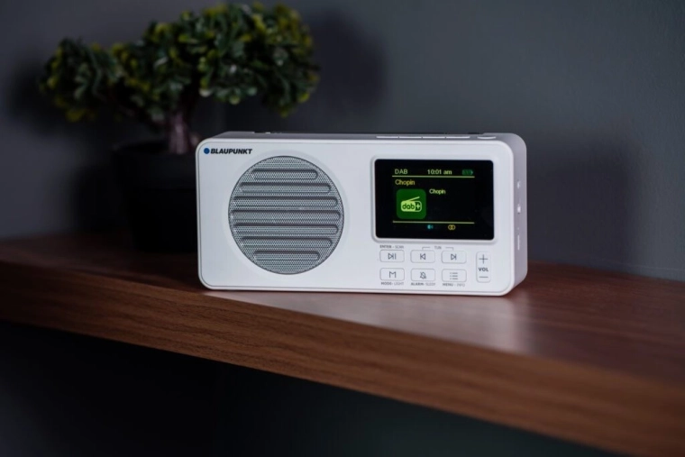 Mobil radio med alarm