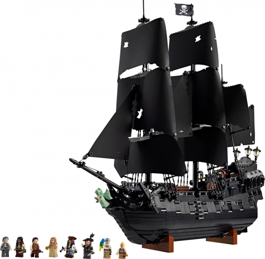 8 minifigurer fra Pirates of the Caribbean