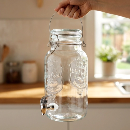 Tæt klipslåg og praktisk håndtag