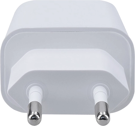 Sikker og kompakt adapter til stikkontakt
