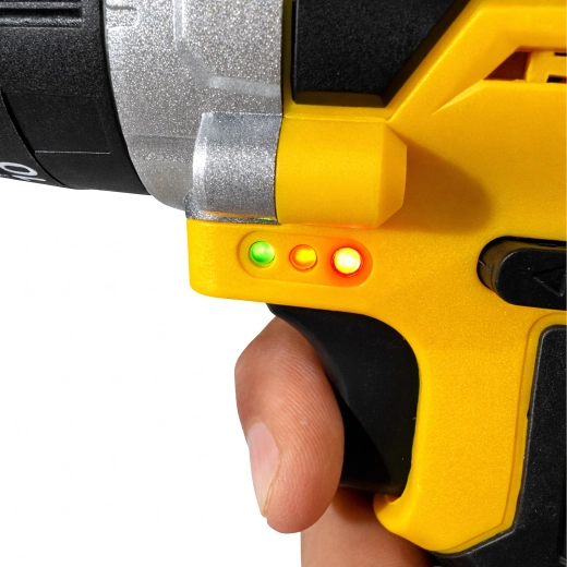 To 18 V 2 Ah batterier i pakken