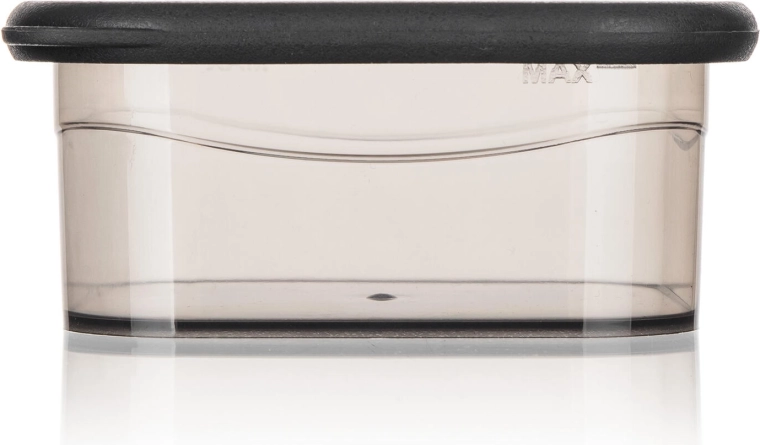 Solidt låg og overskuelig beholder