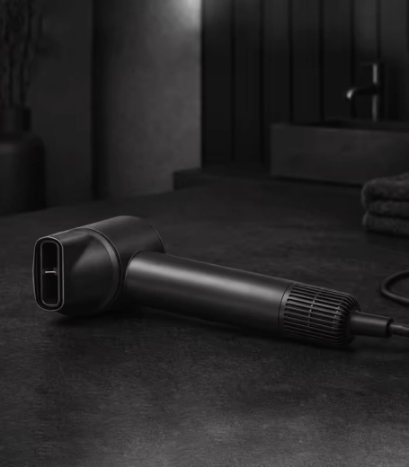 Ionisering for glat og skinnende hår