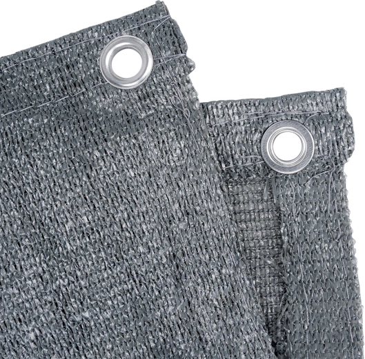 Stabil fastgørelse takket være metal-øjer