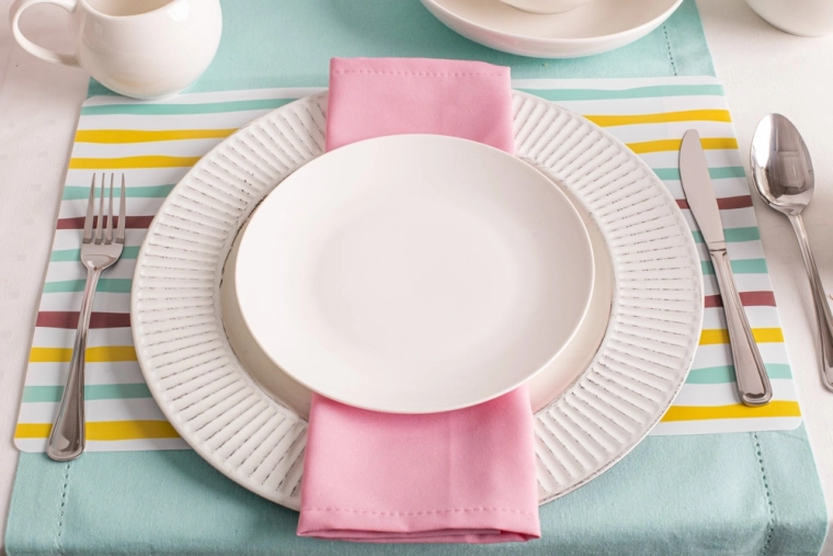 Cremefarve til elegant servering