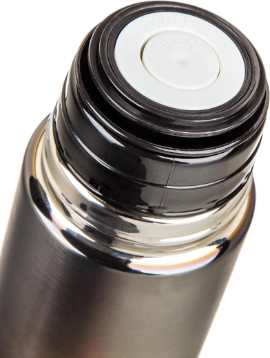 Trykknap-låg for nem ophældning