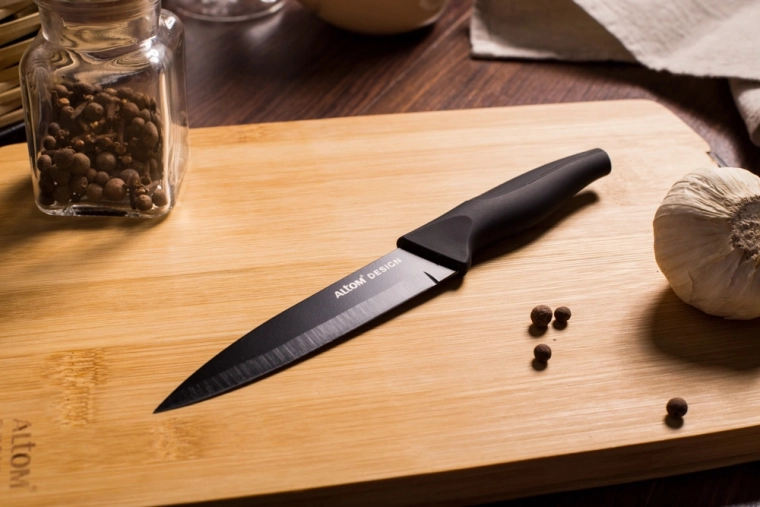 Universalkniv til daglig madlavning
