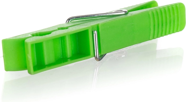 Let, men holdbar plast