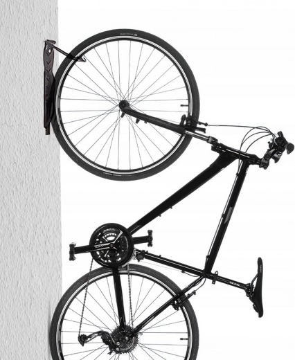 Pladsbesparende opbevaring af cyklen