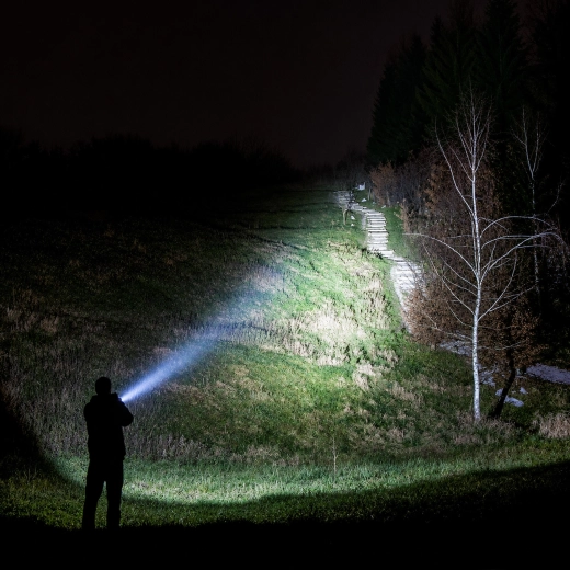 Forreste LED-lys med justerbar zoom