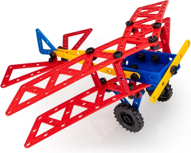 Kreative modeller: biplan, køretøjer og både