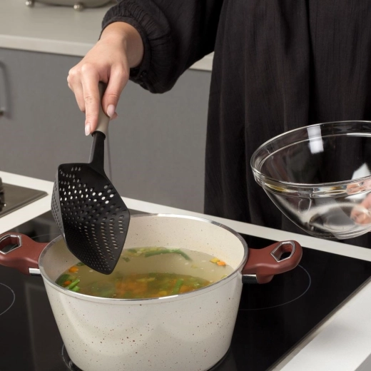 Skånsom mod non-stick-kogegrej