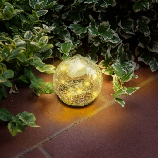 Solcelledrevet lysende kugle i revnet glas med jordspyd, 10 cm, 10 varmt hvide LED'er