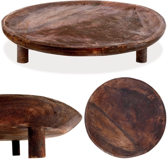 Stilfuld piedestal på tre ben