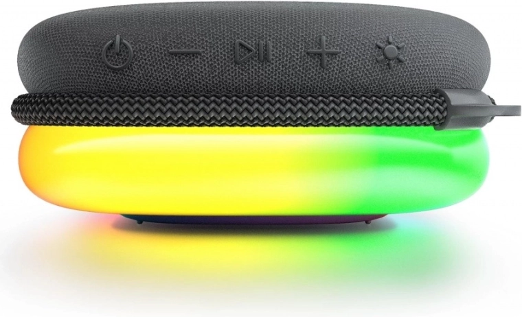 Kraftig bas fra en kompakt krop