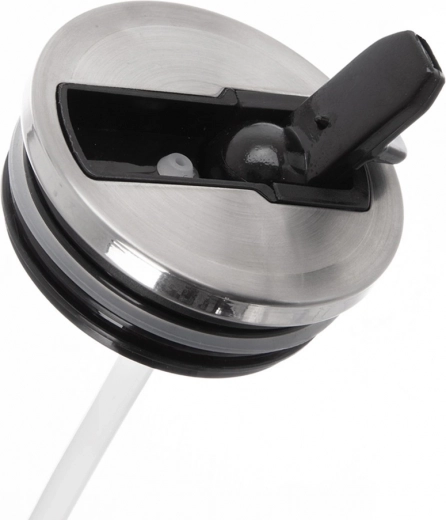 Låg med vippe-tud og sugerør