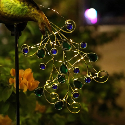 Strålende påfuglehale med LED