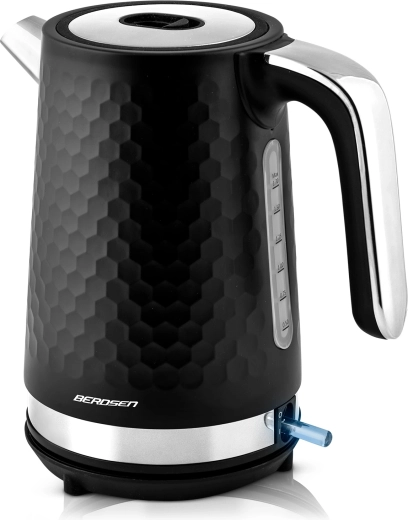 Mat metalkonstruktion med belyst tænd/sluk-knap