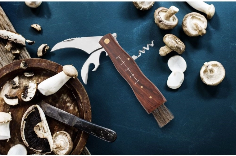 Multifunktionelt udstyr til naturen