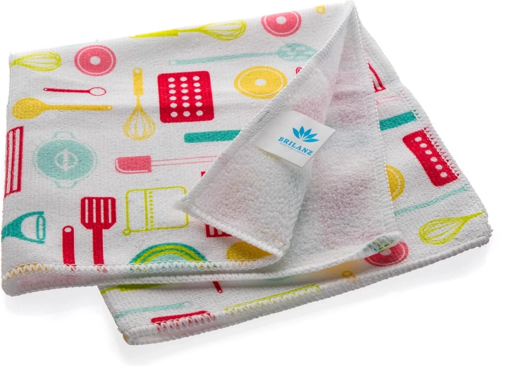 Praktisk format 40 × 40 cm og stilfuldt dekor