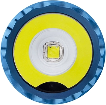 Ydelse 1750 lm og rækkevidde 220 m