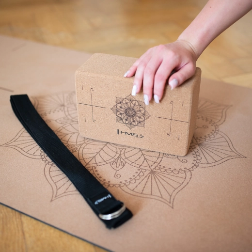 Kork-yogablok for stabilitet og dybere stræk