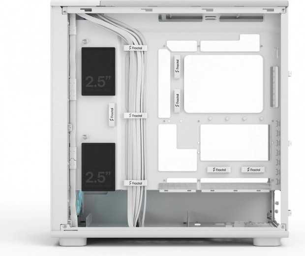 Plads og kabelstyring