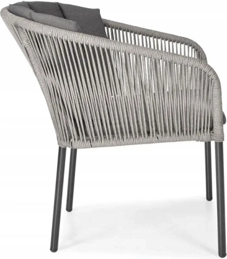 Stilfuldt og holdbart polyrattan