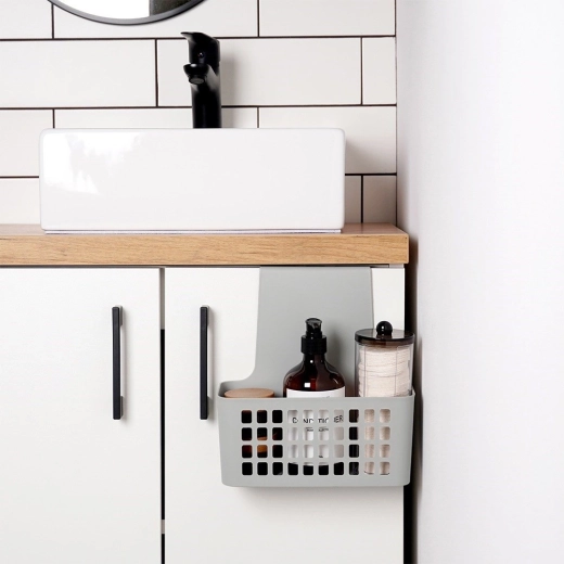 Orden i køkken og badeværelse