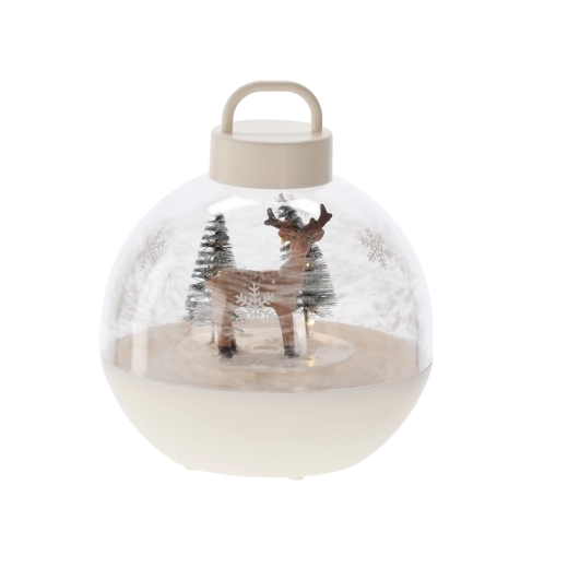 Magisk vinterscene med rensdyr