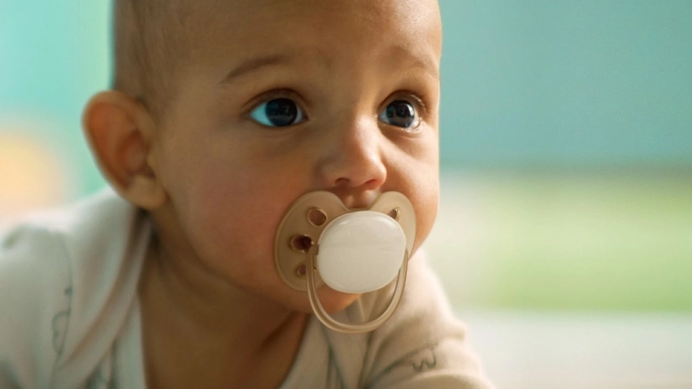 Ortodontisk silikonesut for naturlig udvikling