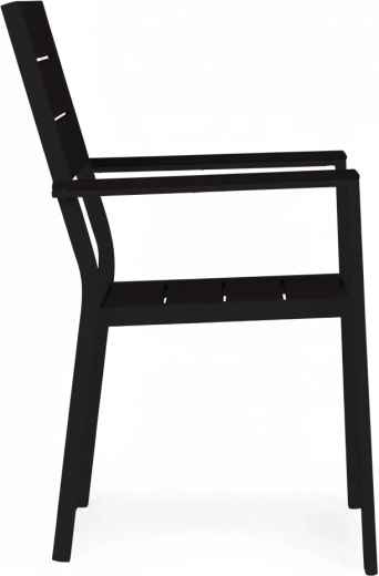 Holdbar stålkonstruktion med pulverlakering