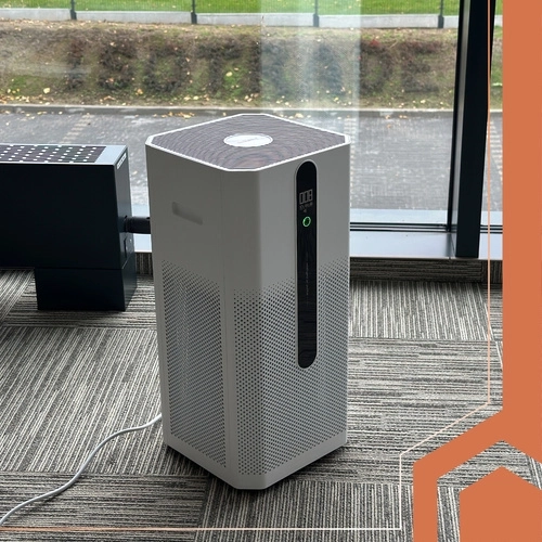 Smart styring via Wi‑Fi og overskuelig skærm