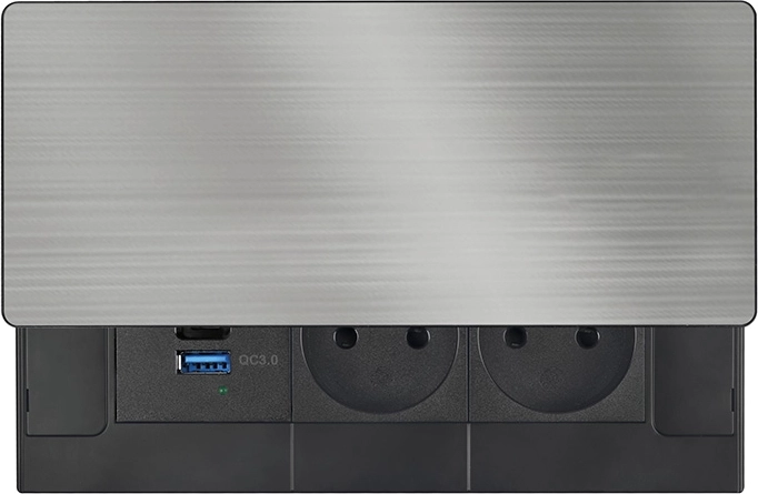 Hurtig USB-opladning: USB‑C PD 20 W + USB‑A QC 3.0
