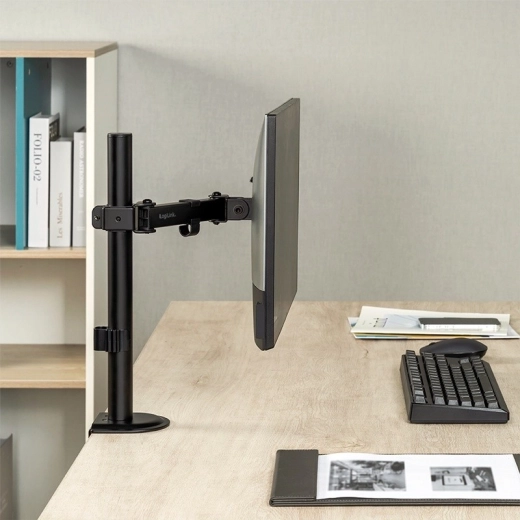 Stabil metalkonstruktion og kabelhåndtering