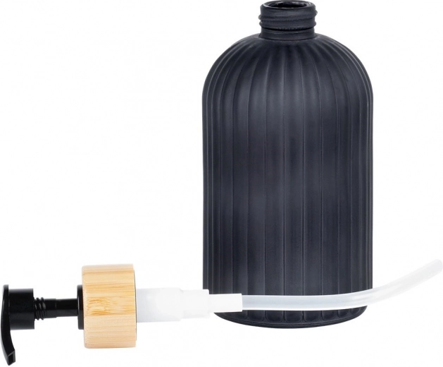 Praktisk låsbar pumpe