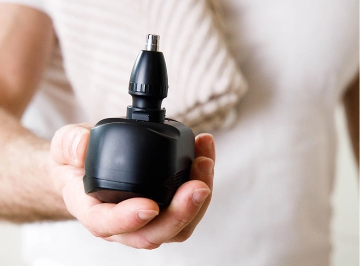 Komplet pleje takket være næsehårstrimmer