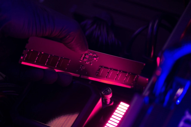 Energibesparende drift 1,1 V og lang levetid