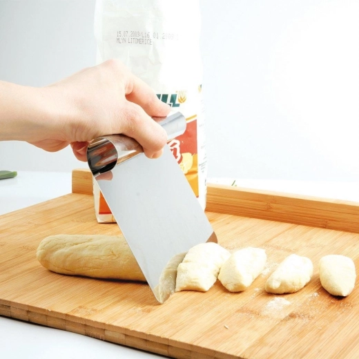 Bred rustfri klinge til rene snit og glatte overflader