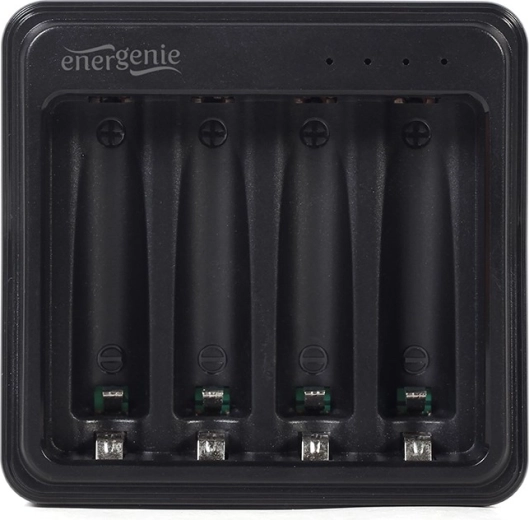 Oplad op til 4 batterier samtidig