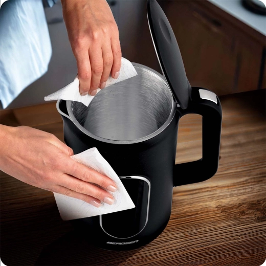 Sikker dobbeltlags CoolTouch-konstruktion og nem rengøring