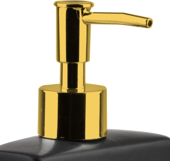 Stilfuld gylden pumpe