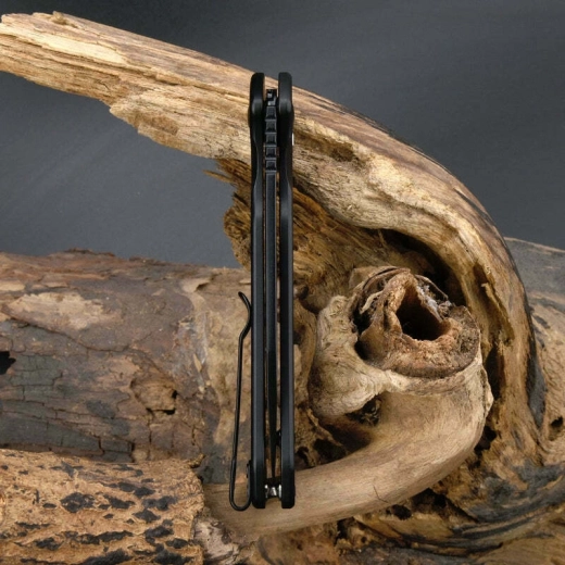 Fuldmetalkonstruktion og dyb clip