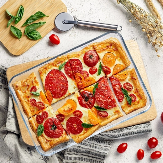 Elegant servering direkte fra ovnen