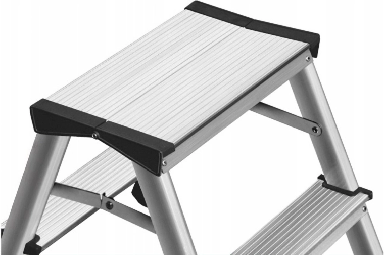 Bred arbejdsplatform og nem foldning