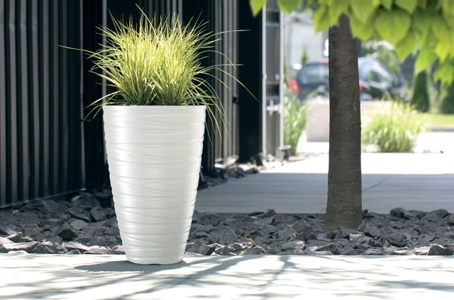 Stilrent udseende i grå sten